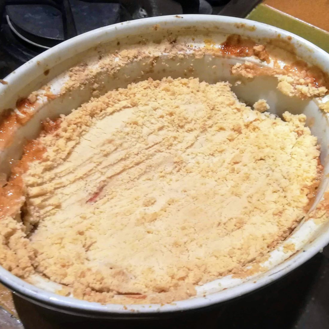 英国定番デザート・FruitCrumbleの写真3